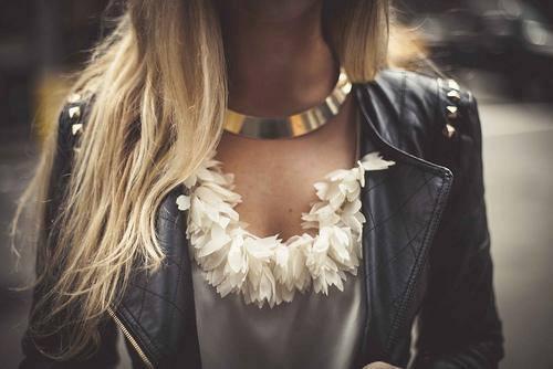 WantMuch's tweet image. Take your outfit to the next level with just one easy clasp #statement #necklaces blog.muchness.com/blog/2014/7/29…