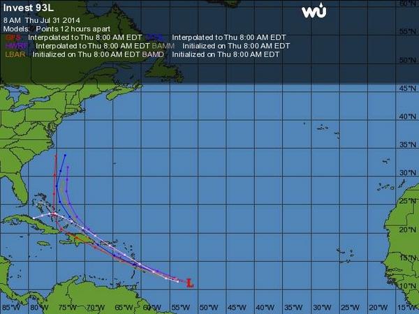 Jérémy Edouard (@bienglace) on Twitter photo Nouvelle prévision de trajectoire pour la perturbation 93L à 12h TU #Martinique #Guadeloupe #TDY1ERE via <a href="/ouragans/">Ouragans.com</a> Nouvelle prévision de trajectoire pour la perturbation 93L à 12h TU #Martinique #Guadeloupe #TDY1ERE via <a href="/ouragans/">Ouragans.com</a>