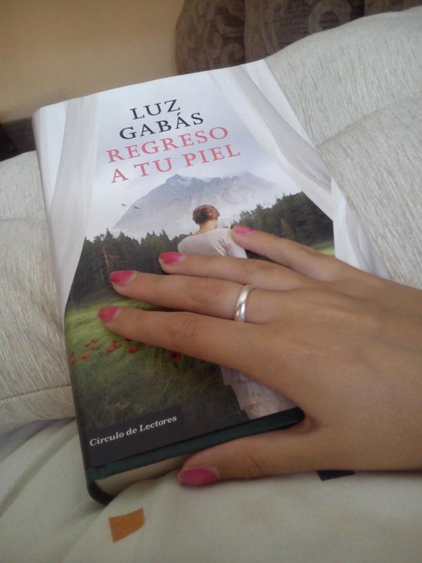 Ely__RV's tweet photo. No hay mejor forma de escapar de la realidad por un rato... http://t.co/MVu514vPQ7