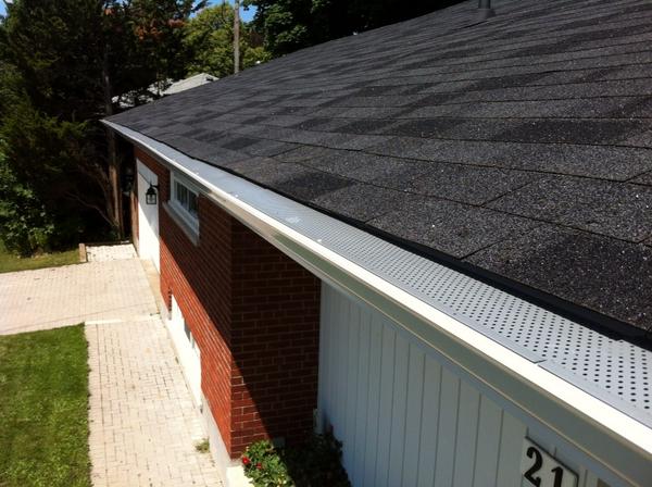 AIMGreno's tweet photo. #leafguards prevent leafs from getting in to #gutters in #Toronto #GTA #YYZ by #AIMGreno.ca http://t.co/bpjNGHWYW6