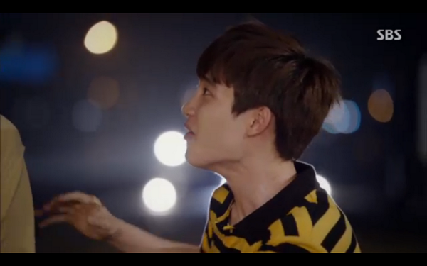 _squishyDYO's tweet photo. [CAP] Han Kangwoo (Do Kyungsoo) in It's Okay, It's Love Episode 4 http://t.co/f9iw7lMkhs