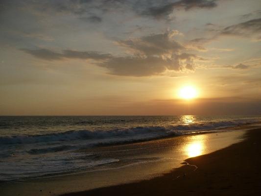 cabotortugas's tweet photo. Un bello atardecer en Monterico! :D que esperas para contemplarlo en vivo!! #SaleMonterico http://t.co/j0dtKzXYZT