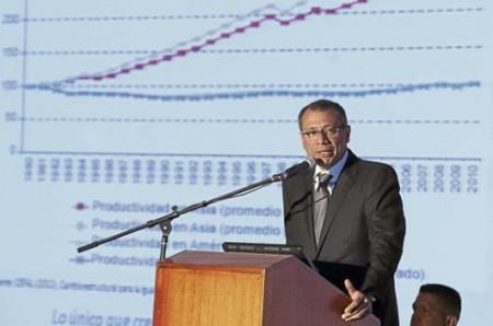 EduSuperiorEc's tweet photo. #Ecuador aumentará su inversión en investigación: http://t.co/MHILeDltEI vía @el_telegrafo http://t.co/h222q4RgeV