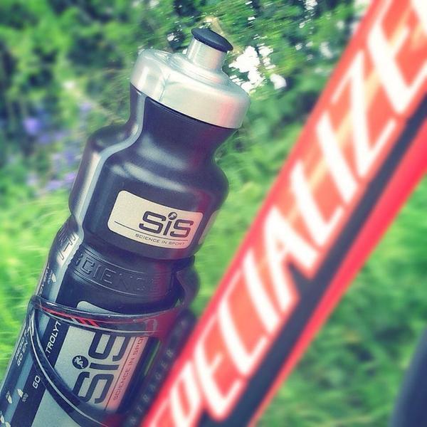 WIN: Your chance to win 1 of 5 SiS Black/Silver Pro bottles. To enter, FOLLOW US + RT THIS! Ends 8pm >