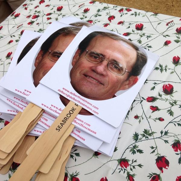 EWagsterPettus's tweet photo. Stack of Delbert #Hosemann fans at Neshoba County Fair. #NCF14 http://t.co/9VTmgUdcmK