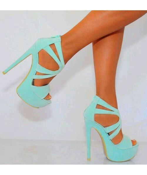 pasarelalook's tweet photo. ¿Te atreverias? http://t.co/XaeMJA1836