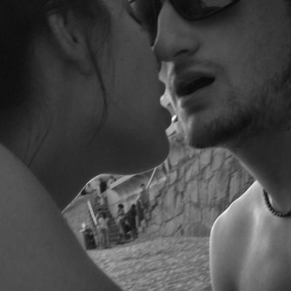 hurtado_lore's tweet photo. Nunca sueltes la mano, con la cual agarras la mia, nunca. @Michael_xnz http://t.co/EmvUQTPXsC