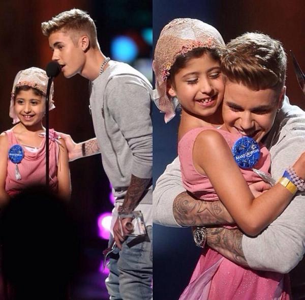 kidrxuhl1D's tweet photo. "@DrakeBell: Can you kids start looking up to a good person?!"

don't worry we already do
#BestFandom2014 Beliebers http://t.co/XIWtlTCRa4