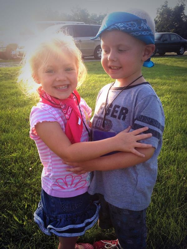 shelllbbbbb's tweet image. Seriously this is so cute tho. 😊😭😢😍😍😍❤️ Selah &amp;amp; Grady #futurecouple