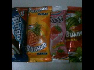 rinandrudydjo's tweet photo. Ayo diorder es krim nya murah meriah enak&amp;lezat yummy @Media_Promo @harrybsdjohary @via_rudy http://t.co/8qLEXdQuk6