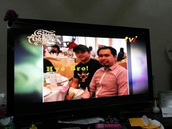 broframestone's tweet image. Muka gua masuk tv bersama @AaronDwiAziz #bloggervoice sebentar td