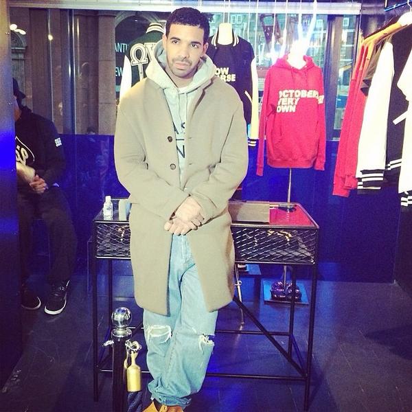 RAWxFASHION's tweet photo. #burberry http://t.co/bDtbDBtRPI