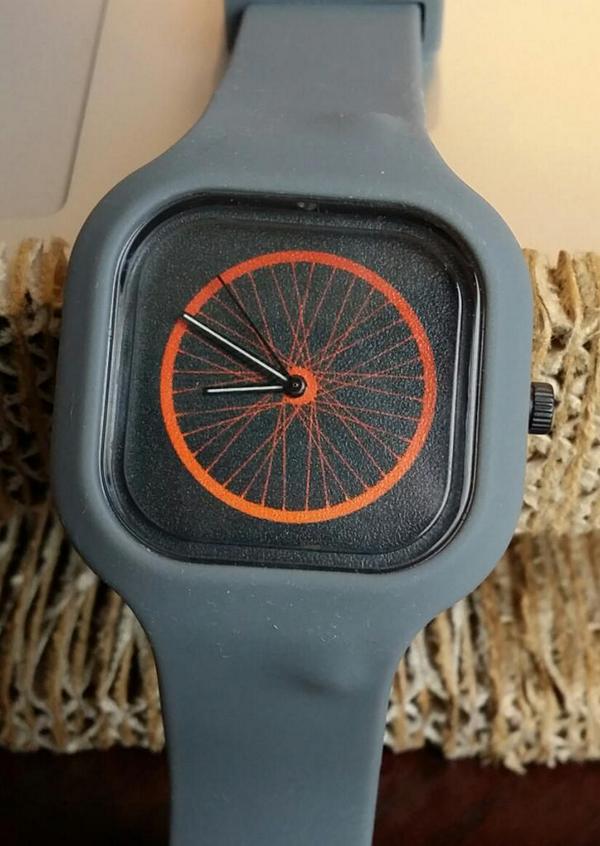 chrispetroff's tweet image. Just got my custom @ModifyWatches in the mail!  Nice job guys!  #ModiStyle @MosesOfWatches #bicycle