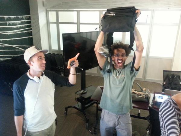 jahyadotnet's tweet image. Hackers last night at the #HardwareHackLab #ThoughtWorksNYC bit.ly/XkbHo5