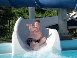 braden_henricks's tweet image. Girls be sliding into @AlexRogen's DMs now like...