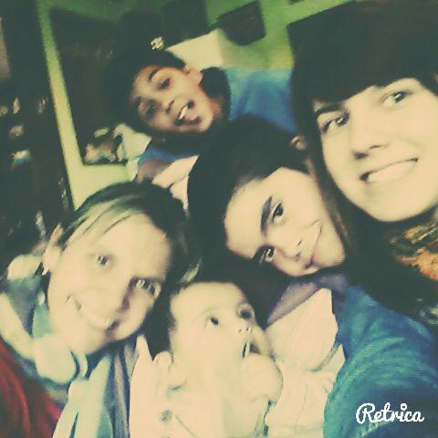 MicaelaMason's tweet image. #mamá #hermanos #flashaba #instagram