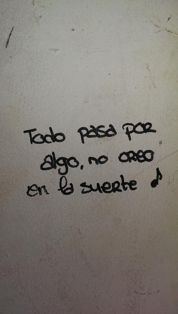 sergiimartii's tweet photo. ;) http://t.co/4kDjjcF3Xb