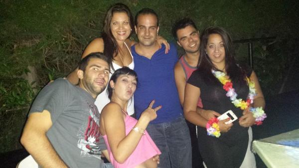 PMiarro's tweet photo. Con mis prismos y amigos http://t.co/o2lmTYGTy0