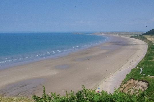 Iceblue32's tweet photo. @JanieStitch , Stunning Rhossilli Bay http://t.co/hLoyeWl5wo