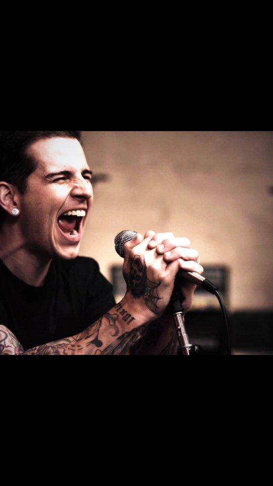 Happy birthday M.Shadows !  