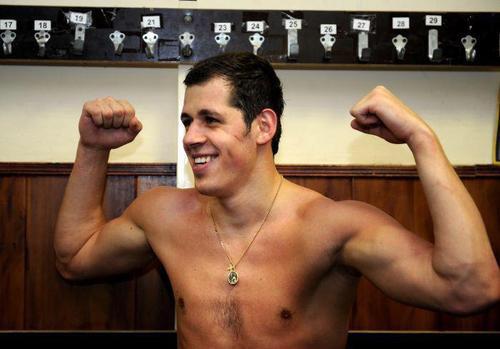 Happy 28th birthday to your favorite player (and ours, too) the one and only Evgeni Malkin! Enjoy it, 