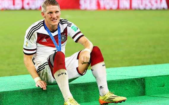 Lol " Happy birthday Boss! Remessage 2 wish Bastian Schweinsteiger a very happy birthday. 