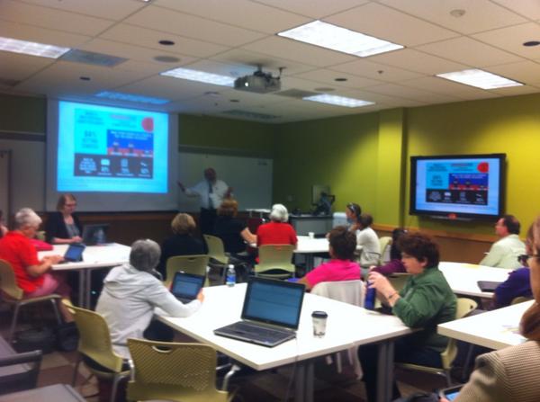 OUAcademicTech's tweet image. Full session at Think Critically presentation. #SIDLIT