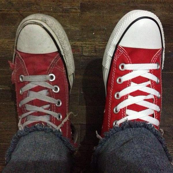tenis converse sucios