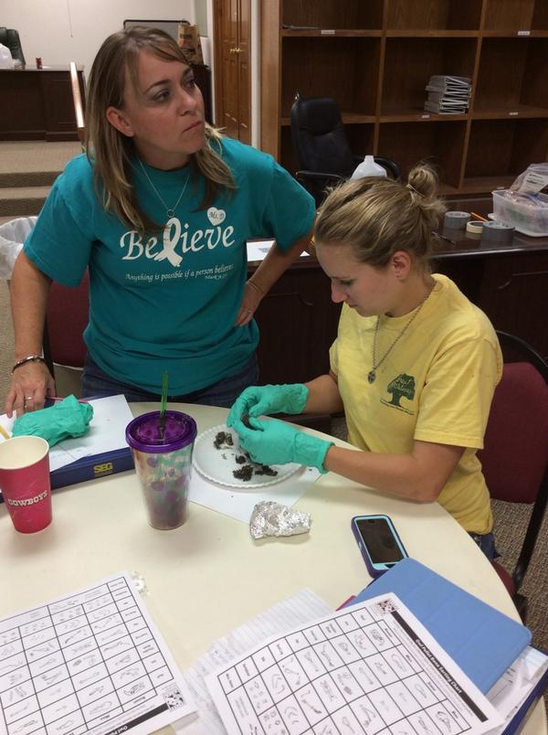 dianajfiddler's tweet photo. Science through owl pellets. #ocicbuildit http://t.co/mSsbBpmoGx