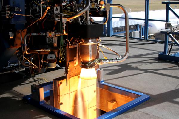 SpaceX launches 3D-printed part, creates printed engine chamber for crewed spaceflight: spacex.com/news/2014/07/3…