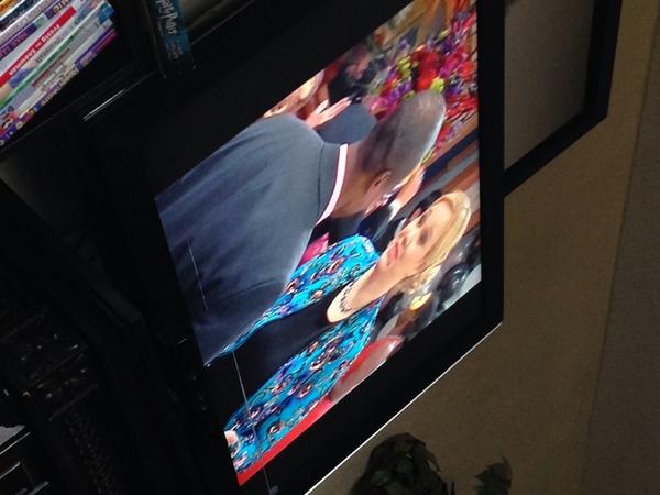 raysafro's tweet image. iggy ?? is tht u ???