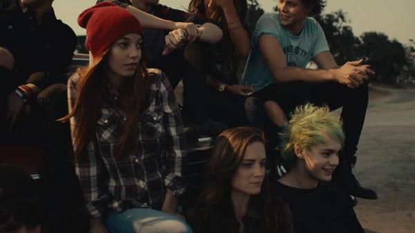 risqueroses's tweet photo. #5SOSAMNESIAVIDEO #MTVHottest 5 Seconds of Summer http://t.co/jzAMzBNXhn