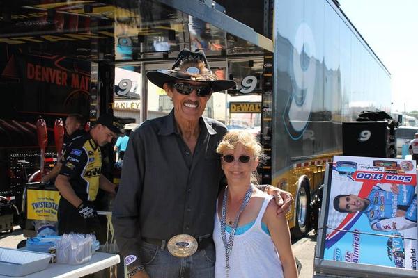 Nascar_Girll43's tweet image. @RPMotorsports here is my #tbt pic from June. It made my day! #pettyPoints