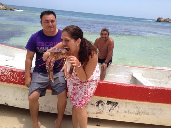 ElPezTulum's tweet photo. Magic happens when in #Tulum @jmariabenitez @Tato_baez http://t.co/gnBfRCePpw
