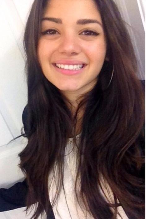 PostBadSyrian_'s tweet photo. 😍😍😍😍
#Zenaa, syrienne 😍 http://t.co/fBHj1u06s0