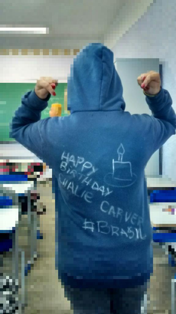 Happy Birthday to you uhul,hey you think coincidence I dream of you know the day before the birthday? 