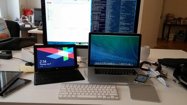 Last day in the office, I'm going to miss all these screens