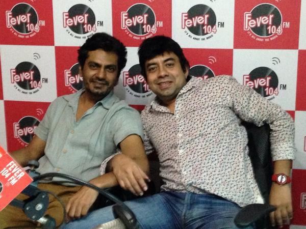NawazuddinFanCl's tweet photo. Had an blast of an interview with none other then #picturepandey @anuraagpandey http://t.co/diu1NslNRC