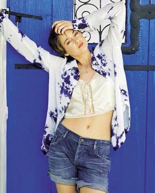 I could've counted how many reasons I loved you, and wanted you to stay. But I just couldn't.