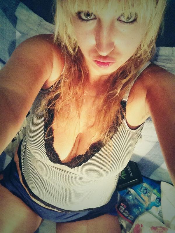 SUGARSEXYSEX's tweet photo. Estaré en http://t.co/4psyGyfeUs 💋💋 http://t.co/EPPWya1gR7