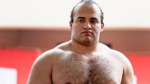 MSNFeatures's tweet image. Egyptian sumo wrestler is making his way in the ancient sport on-msn.com/1pJWi7w