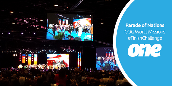 COGHQ's tweet photo. The Parade of Nations: Stunningly beautiful. #FinishChallenge #oneCOG http://t.co/Sd1TbcbkXW