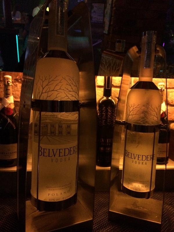 The Viper Rooms - Sheffield on X: Belvedere Polish Vodka 6L and 3L  available now with cradle for easy pouring! #moethennessy #belvedere #vodka   / X