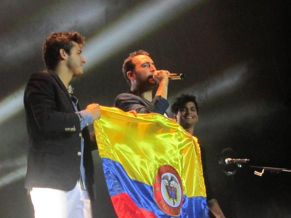 Nataa0719's tweet image. @julioreguia #TBTJules en Medellín con los mejores #2Nov2013 😍😍😍