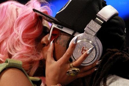 Omg les casque beats de lil Wayne avec des diamants déjà un casque beats ses chère alors en diamant