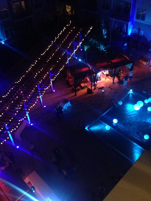 kerijean22's tweet photo. Atmark grand opening #go atmark http://t.co/7zFHNGeqDR