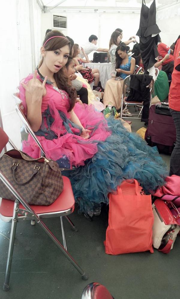 Barbie Cantik tetep gaya fotonya Metaaaalllll hehehe <a href="/BabyMargareth/">Baby Margaretha</a>