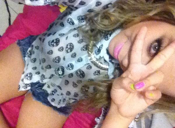 chica_antifaz's tweet photo. Saludos de juevesito en casita😋 http://t.co/on7ZFAo623
