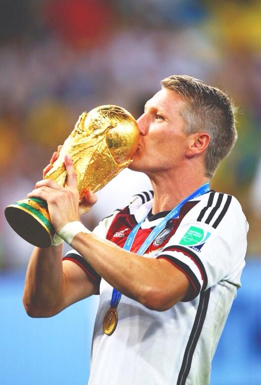 Happy Birthday to the footballing God Bastian Schweinsteiger! What an absolute legend! 