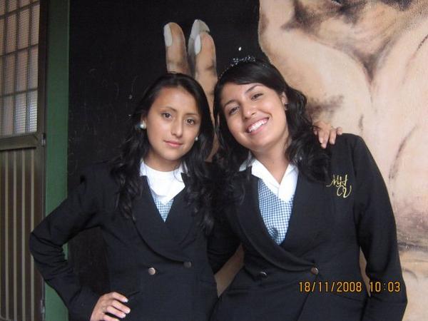 AntesEraRubia's tweet image. Yo amaba esa maldita chaqueta #throwbackthursday #prom2008 #oldtimes